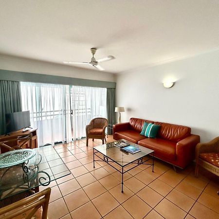 Mid City Luxury Suites Cairns Eksteriør billede