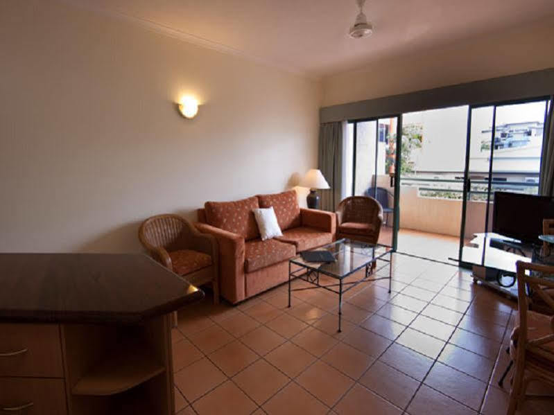 Mid City Luxury Suites Cairns Eksteriør billede